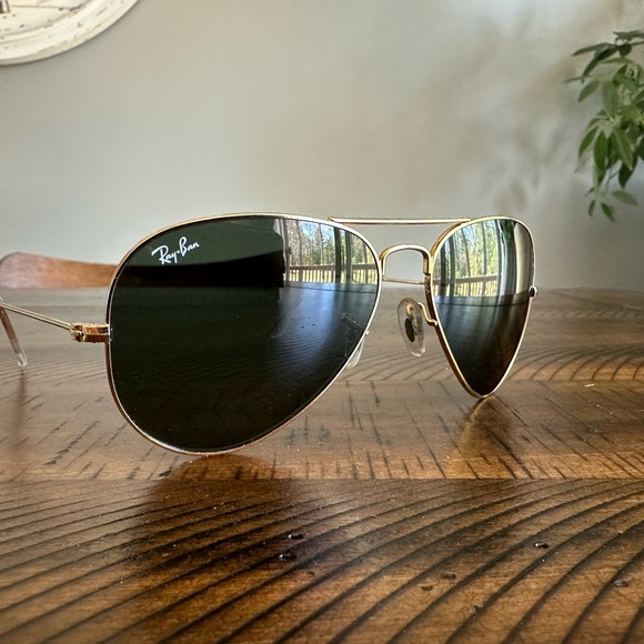 Ray-Ban Large Gold Aviator L0205 RB 3025 EIC